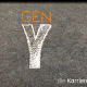Kreidezeichnung auf Schiefertafel: Text "Gen Y"